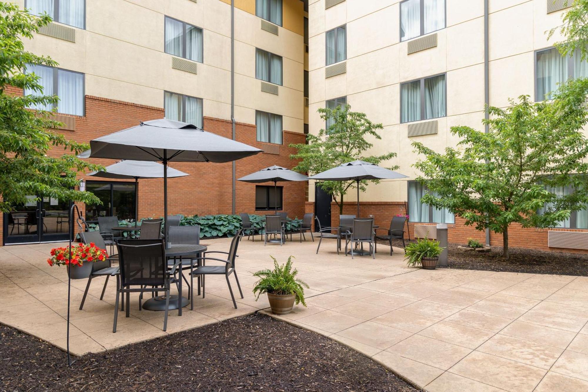 Towneplace Suites By Marriott Ери Екстериор снимка
