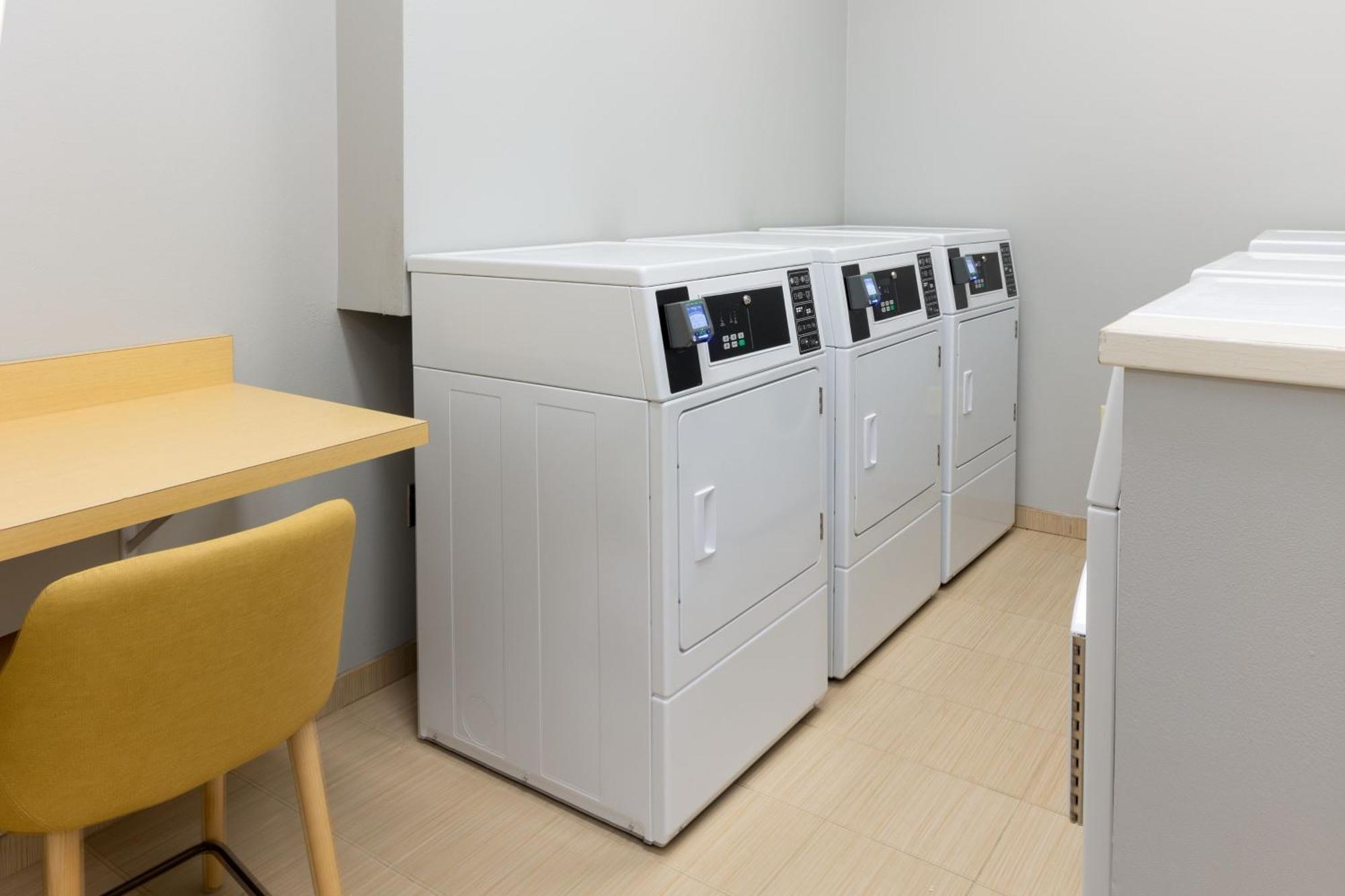 Towneplace Suites By Marriott Ери Екстериор снимка