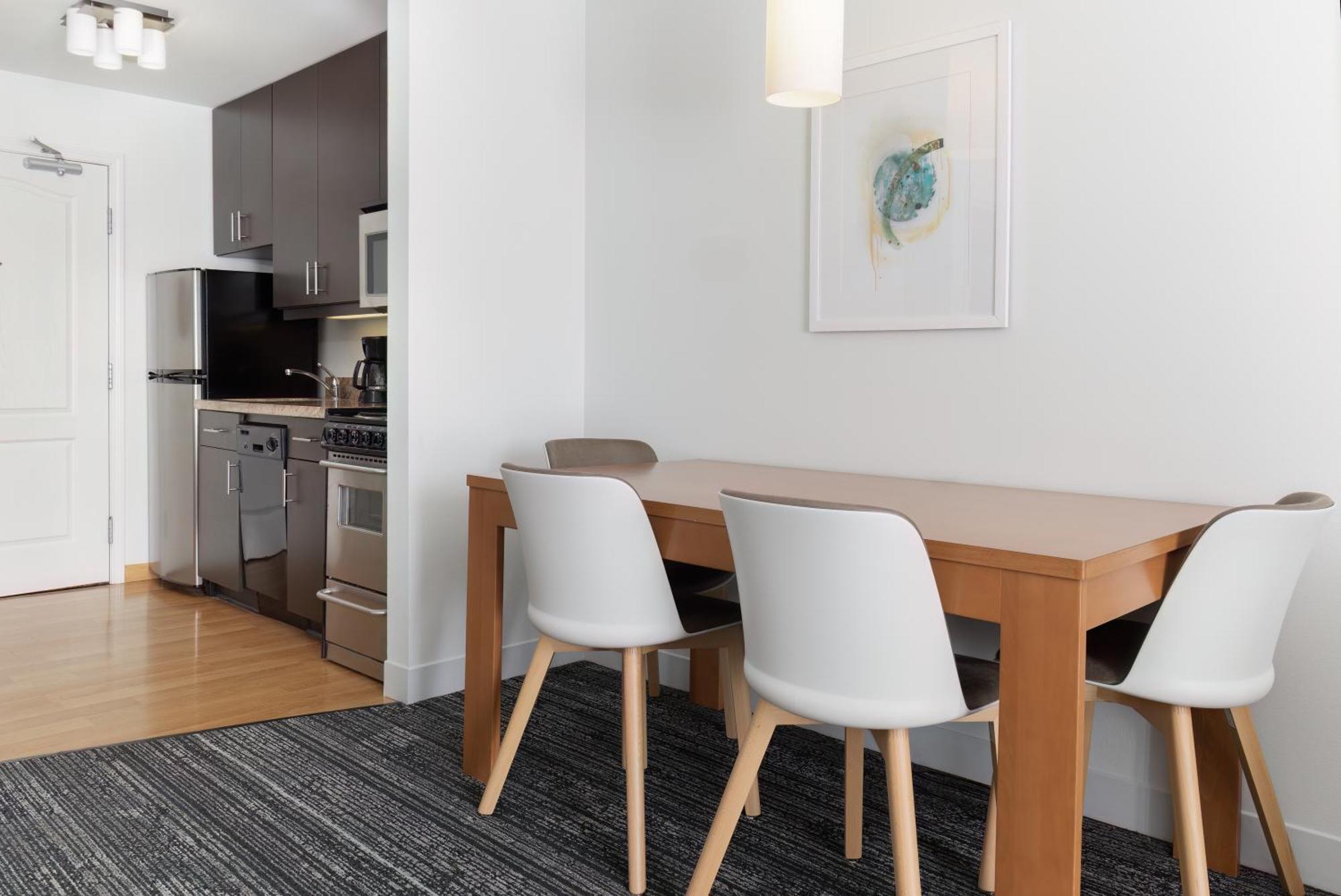Towneplace Suites By Marriott Ери Екстериор снимка
